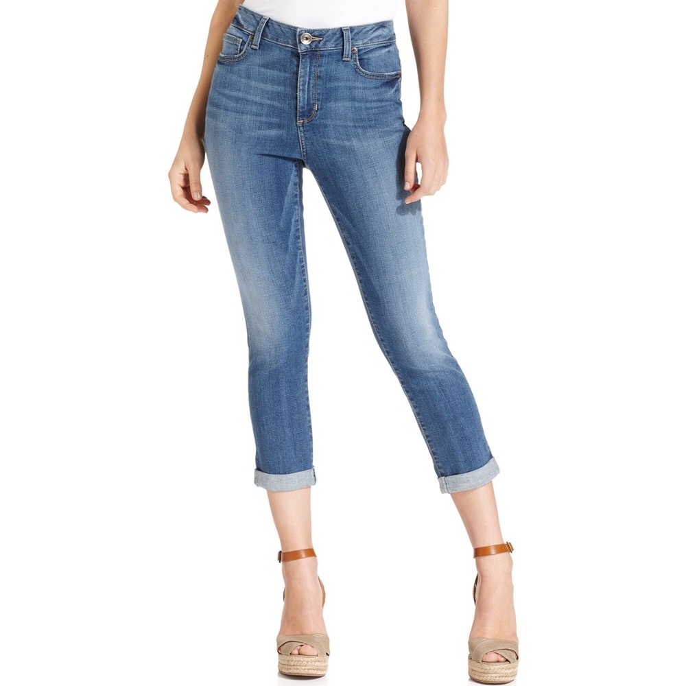 DKNY Soho Boyfriend Jeans (EUC)